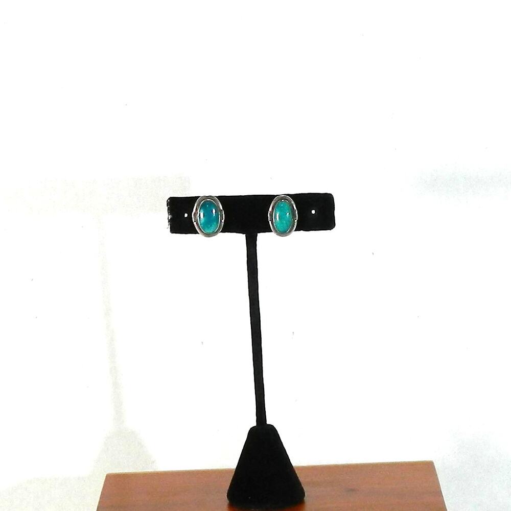 Vintage Screw Back Green Stone Earrings  w/ Navajo Design